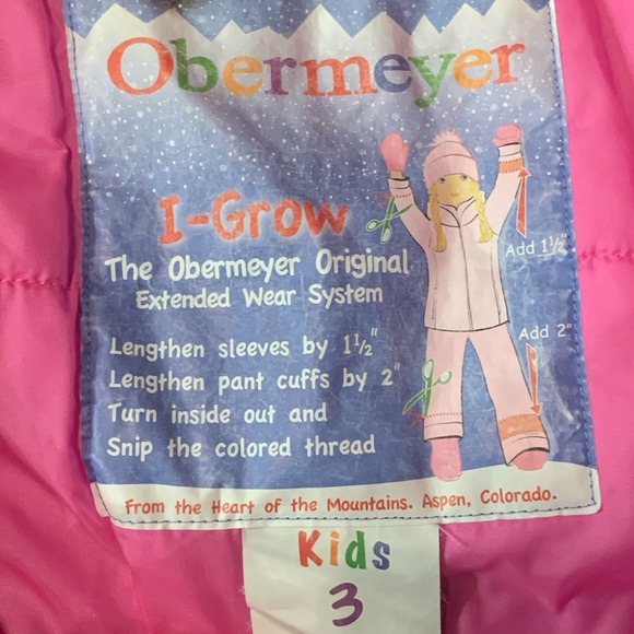 SOLD!!!

Obermeyer Girls' Aurora Jacket with a geometric "Pink Sapphire" p - Picture 4 of 5